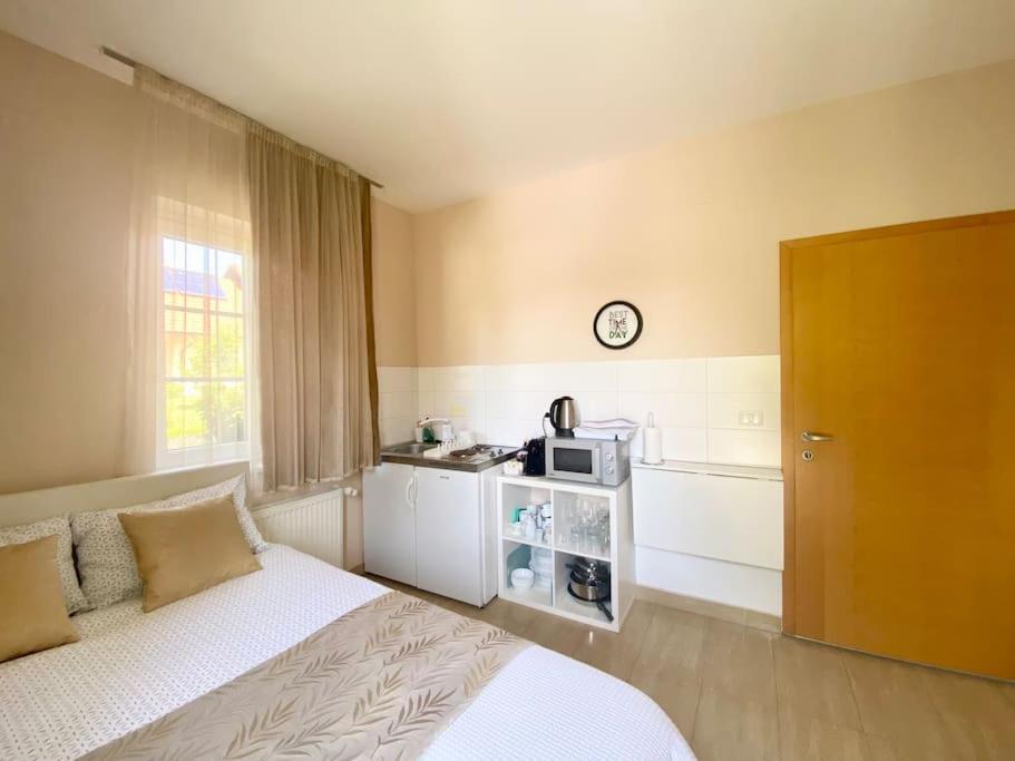 Linden Garden Apartment Postojna Bagian luar foto